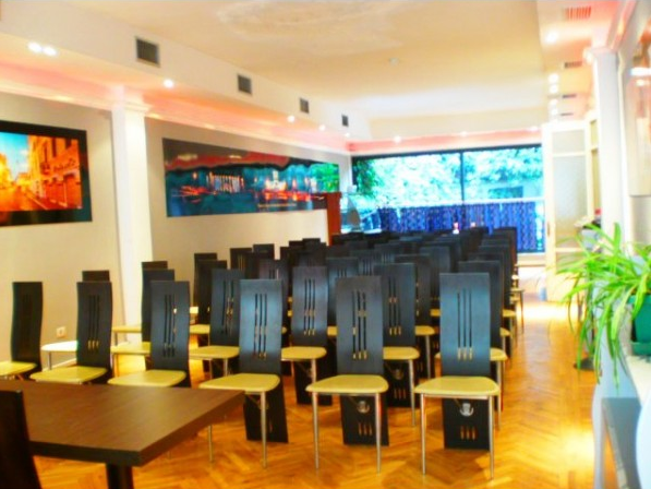 Seven Tirana