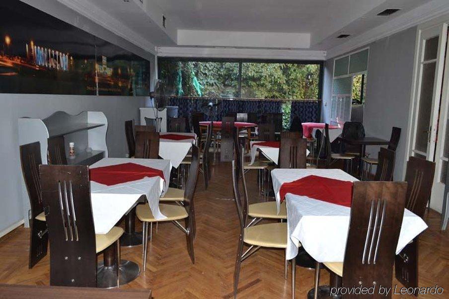 Hotel Seven